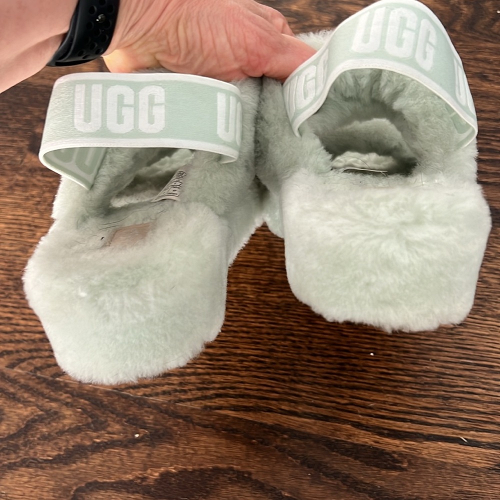 Ugg Slipper - image 7